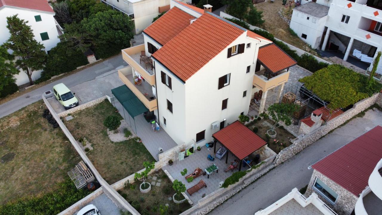 Apartment Lora Pag Town Luaran gambar