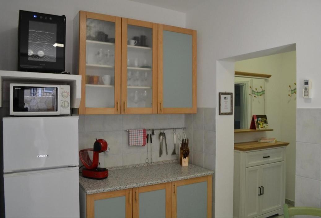Apartment Lora Pag Town Luaran gambar